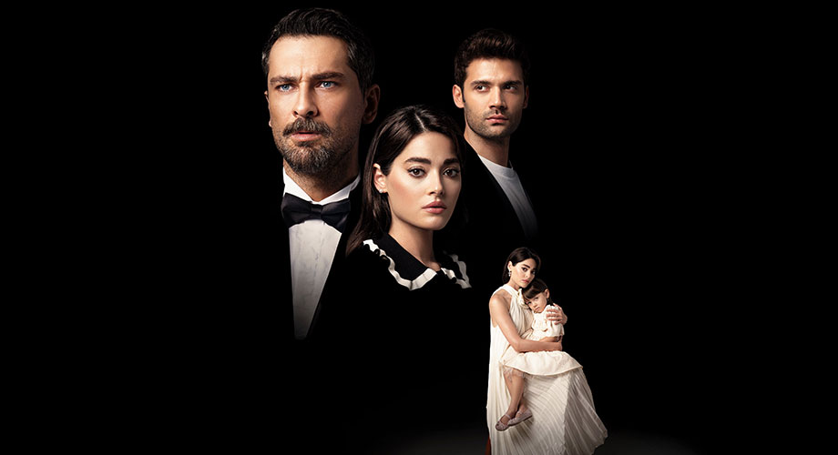 مسلسل غريب في المرآة