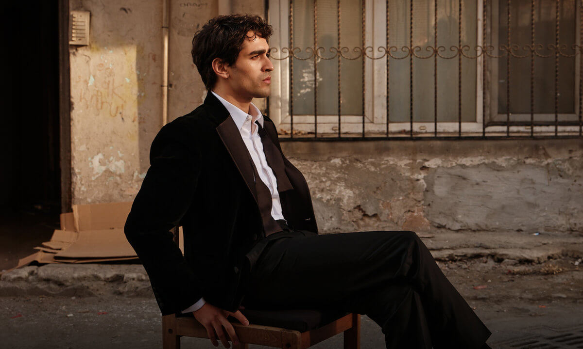 مسلسل الشجاع